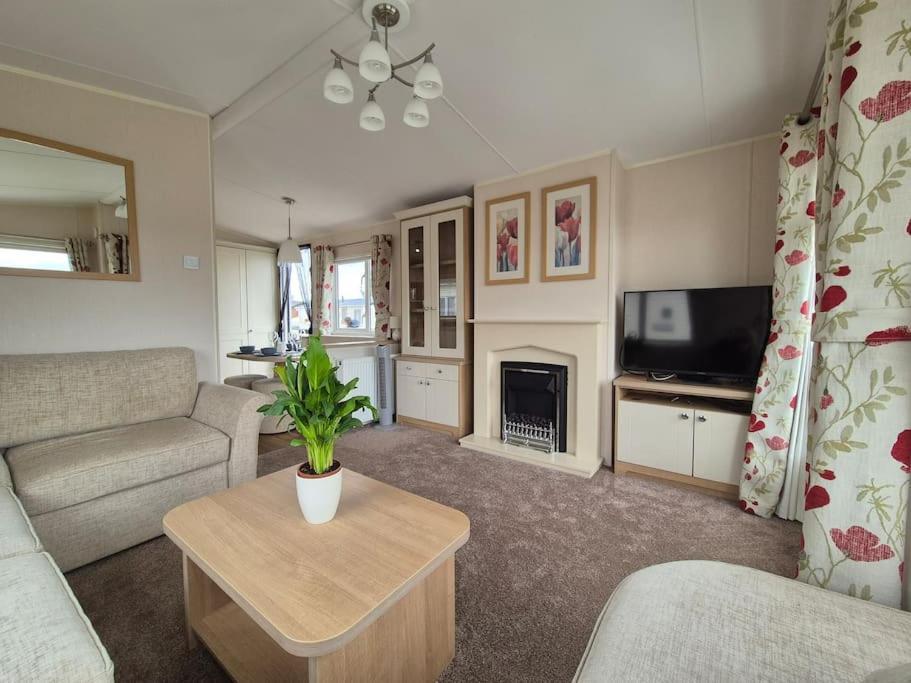 Amazing 2Bedroom Caravan In Lincoln, Tattershall Exterior foto